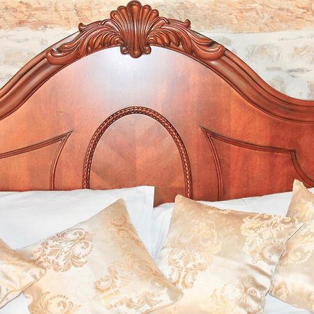 Historic Plaza Varos Split (Adults Only) Room photo
